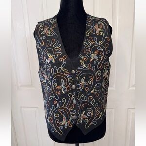 Vintage WillowRidge Womens Vest Sz S Black Embroidery Patchwork Festival Western